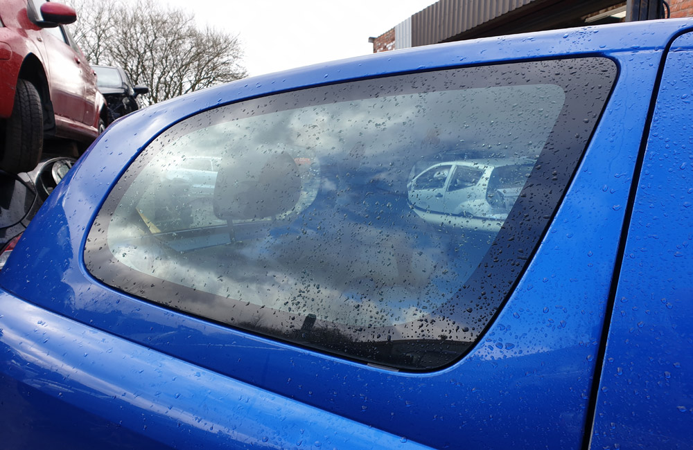 Toyota Yaris Colour Collection Quarter window glass driver side rear